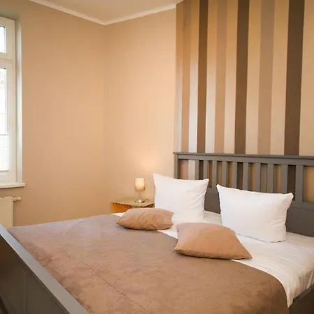 Apartmenthaus Strandstrasse 16 Apartament Kühlungsborn