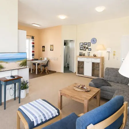 Apartmenthaus Strandstraße 16 * Ostseebad Kühlungsborn